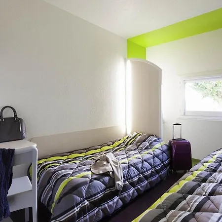 Hotelf1 Montpellier Est Вандарг