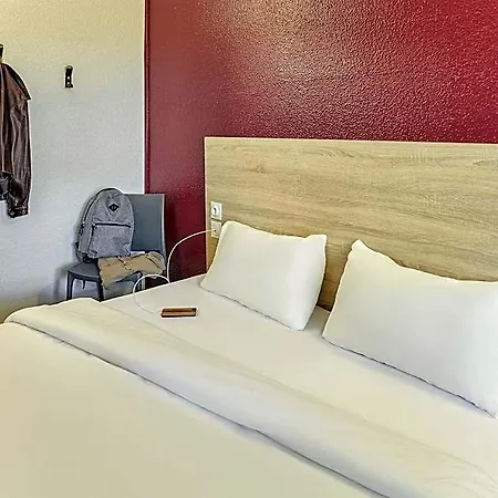 Hotel Hotelf1 Montpellier Est *